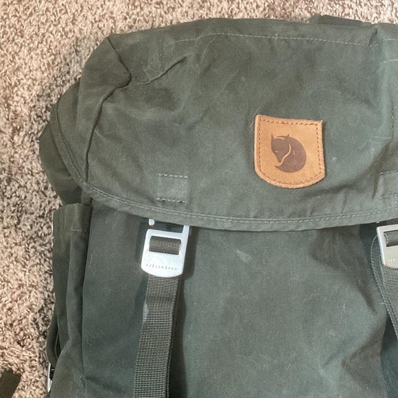 Fjallraven Green Backpack - Picture 2 of 5